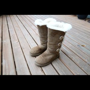 UGG BOOTS for women size 5